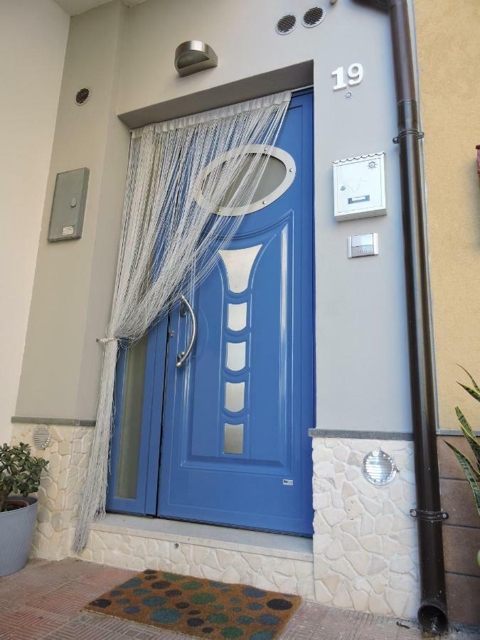 Maretna Apartment Giardini Naxos Exterior foto